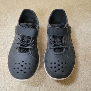 Surprize by Stride Rite Water Shoes